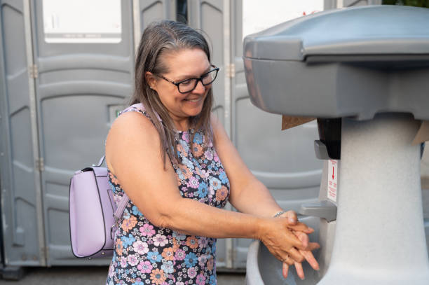 Best Emergency porta potty rental  in Hillsboro Beach, FL